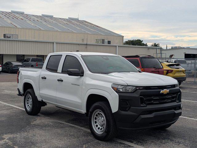 Photo of 2025 Summit White Chevrolet Colorado
