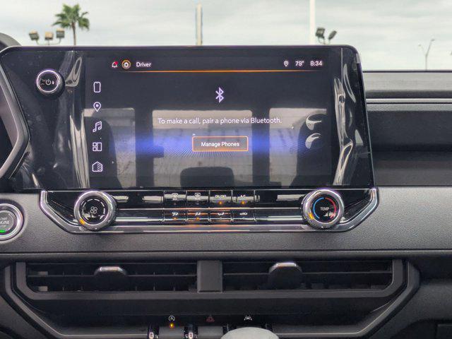 Photo of 2025 Summit White Chevrolet Colorado