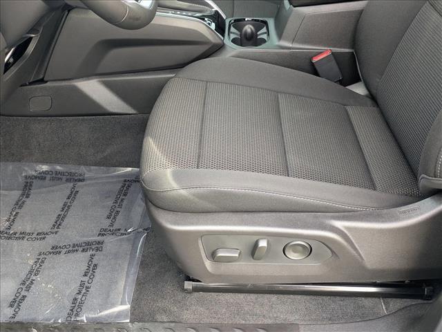 Photo of 2026 Snowdrift Metallic Chevrolet Colorado
