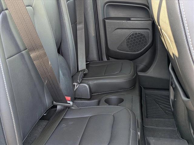 Photo of 2018 Kinetic Blue Metallic Chevrolet Colorado