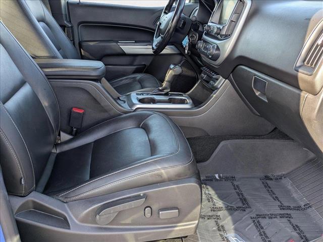 Photo of 2018 Kinetic Blue Metallic Chevrolet Colorado