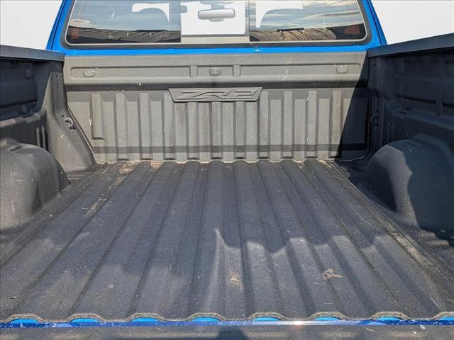 Photo of 2018 Kinetic Blue Metallic Chevrolet Colorado