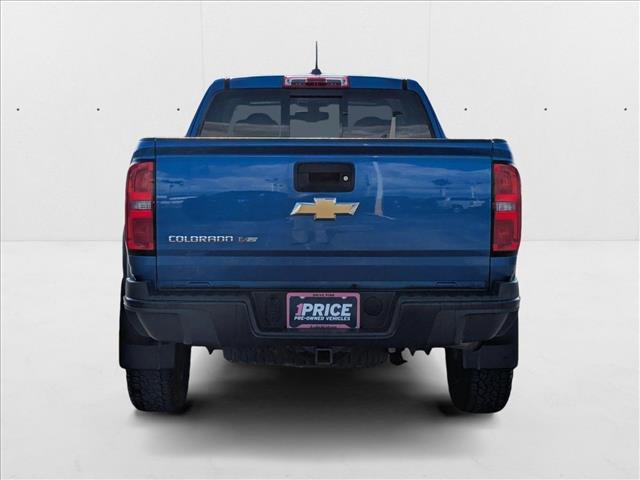 Photo of 2018 Kinetic Blue Metallic Chevrolet Colorado
