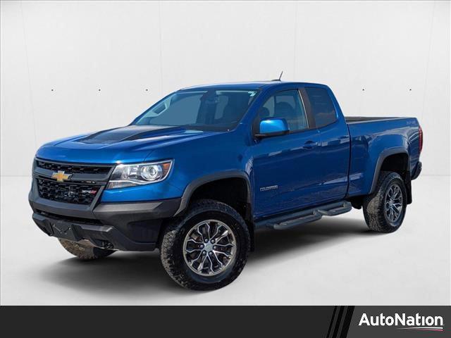 Photo of 2018 Kinetic Blue Metallic Chevrolet Colorado