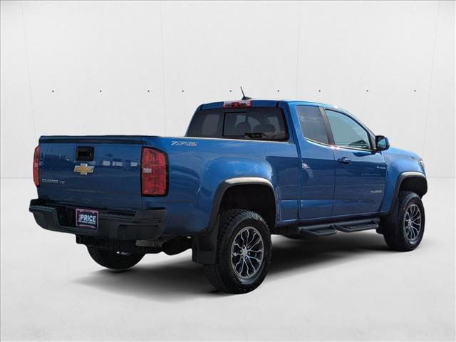 Photo of 2018 Kinetic Blue Metallic Chevrolet Colorado