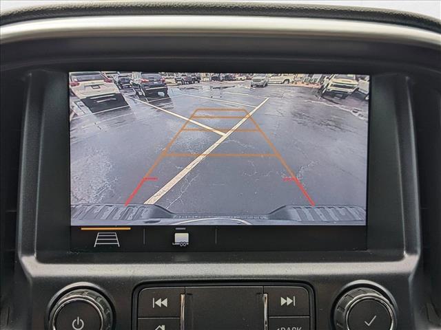 Photo of 2019 Summit White Chevrolet Colorado