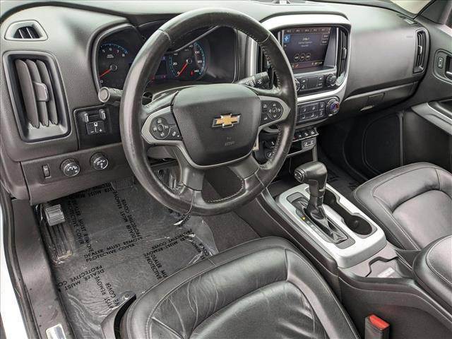 Photo of 2019 Summit White Chevrolet Colorado