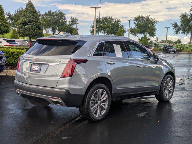 Photo of 2025 Argent Silver Metallic Cadillac XT5