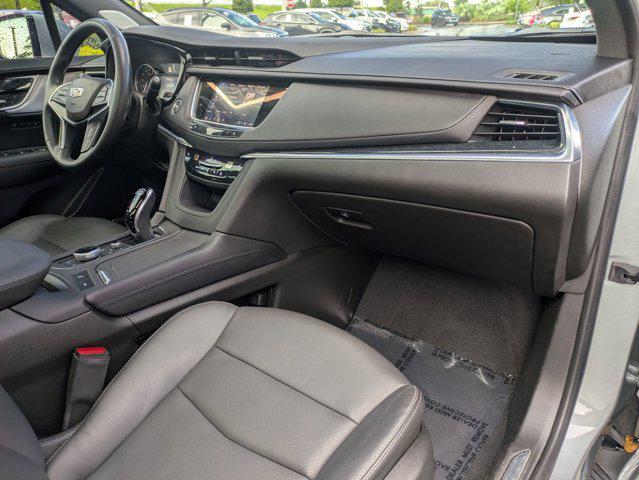 Photo of 2025 Argent Silver Metallic Cadillac XT5