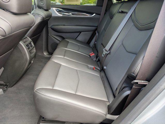 Photo of 2025 Argent Silver Metallic Cadillac XT5