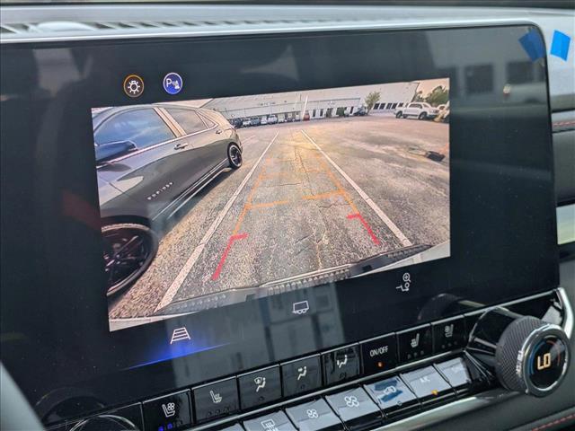 Photo of 2025 Snowdrift Metallic Chevrolet Colorado