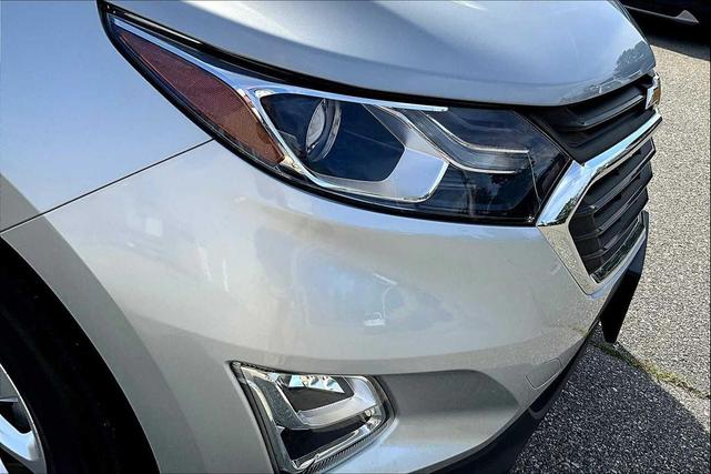 Photo of 2020 Silver Ice Metallic Chevrolet Equinox