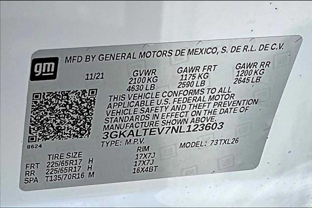 Photo of 2022 Summit White GMC Terrain