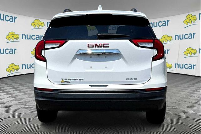 Photo of 2022 Summit White GMC Terrain