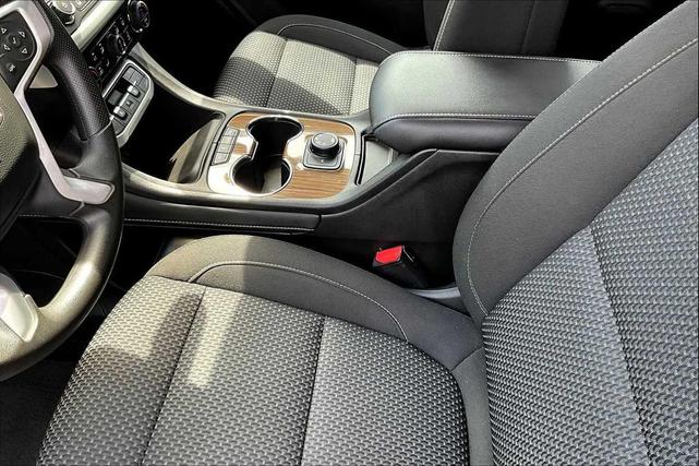 Photo of 2022 Ebony Twilight Metallic GMC Acadia