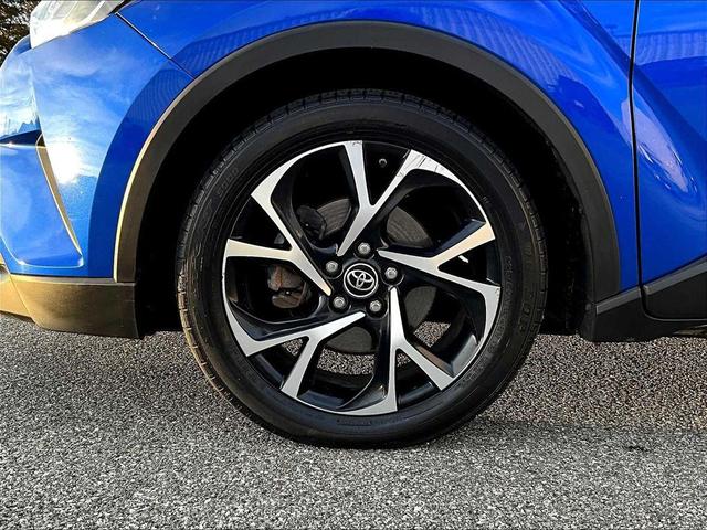 Photo of 2019 Blue Eclipse Metallic Toyota C-HR
