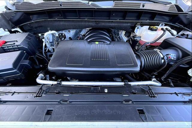 Photo of 2023 Summit White GMC Sierra 1500