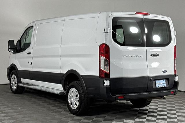Photo of 2021 Oxford White Ford Transit-250
