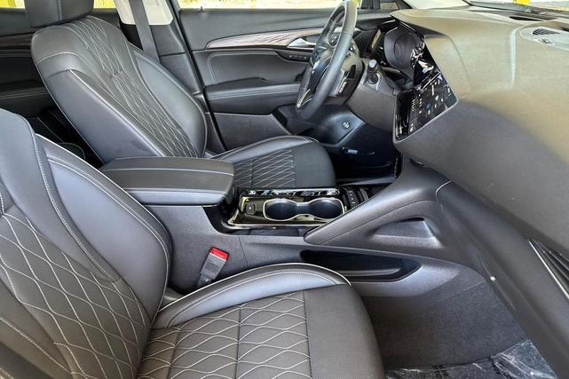Photo of 2023 Ebony Twilight Metallic Buick Envision