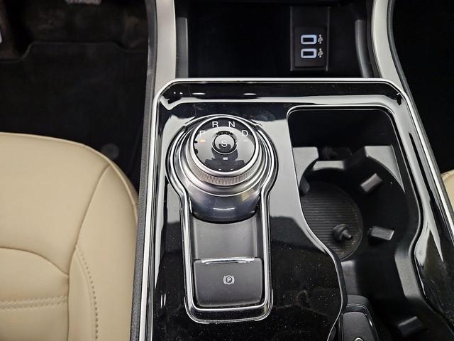 Photo of 2020 Red Ford Edge
