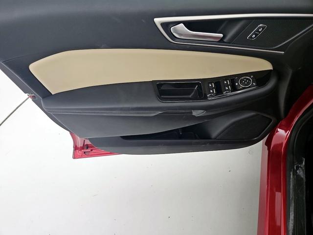 Photo of 2020 Red Ford Edge