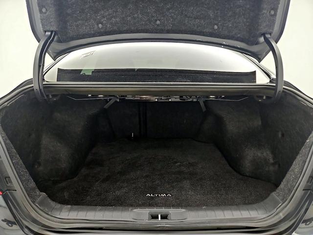Photo of 2018 Blue Nissan Altima