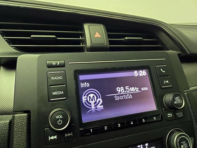 Photo of 2016 Gray Honda Civic