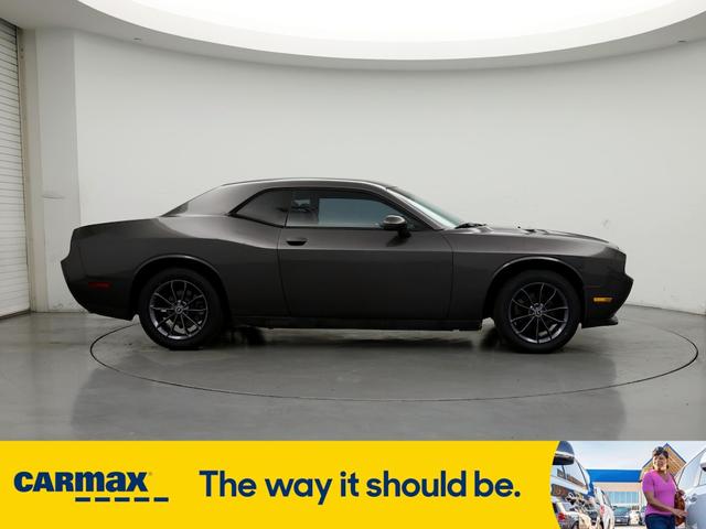 Photo of 2014 Gray Dodge Challenger
