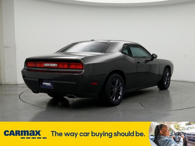Photo of 2014 Gray Dodge Challenger