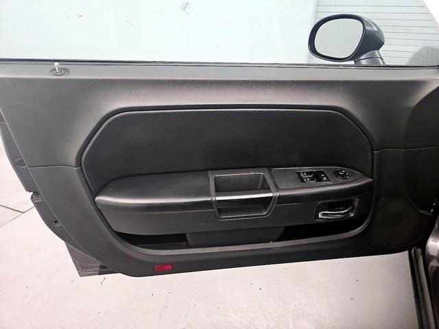 Photo of 2014 Gray Dodge Challenger