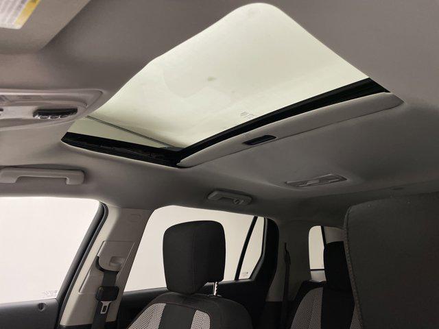 Photo of 2015 Summit White GMC Terrain