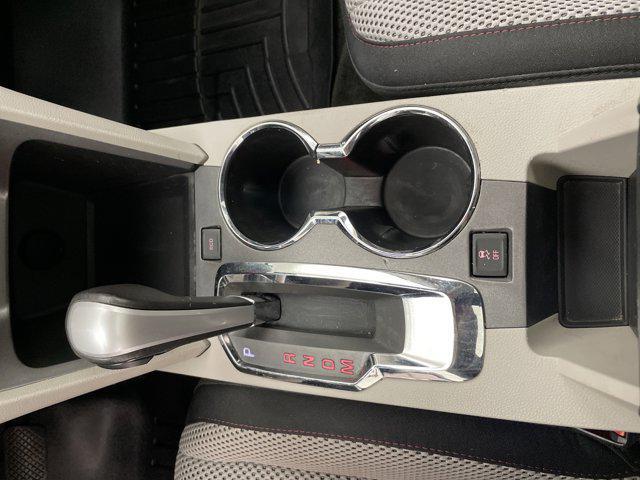Photo of 2015 Summit White GMC Terrain