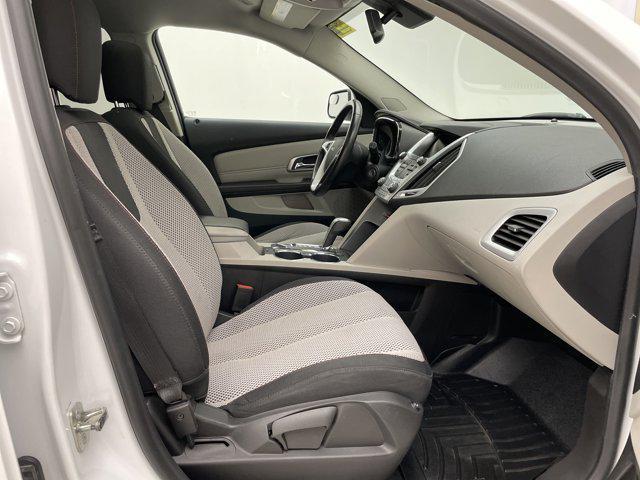 Photo of 2015 Summit White GMC Terrain