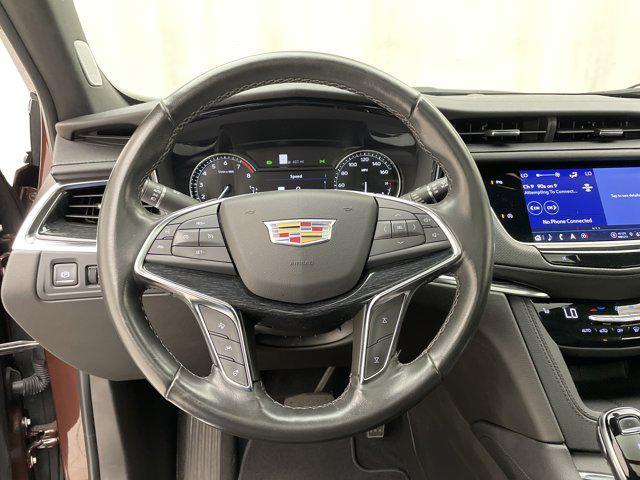 Photo of 2022 Rosewood Metallic Cadillac XT5