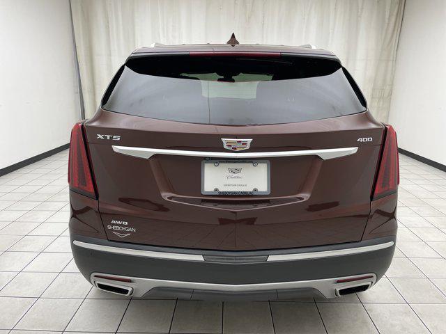 Photo of 2022 Rosewood Metallic Cadillac XT5