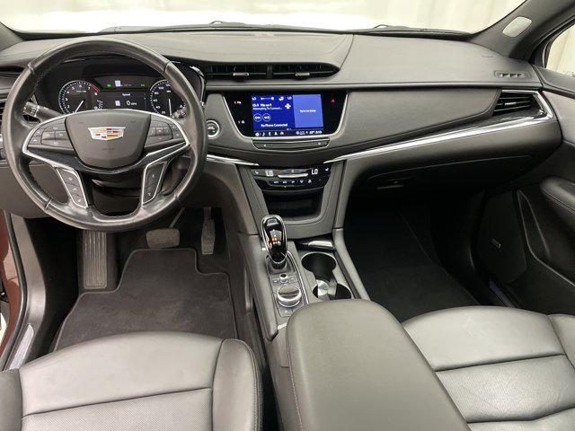 Photo of 2022 Rosewood Metallic Cadillac XT5