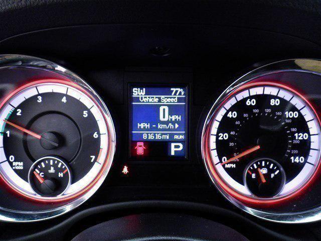 Photo of 2013 Bright White Clearcoat Dodge Durango