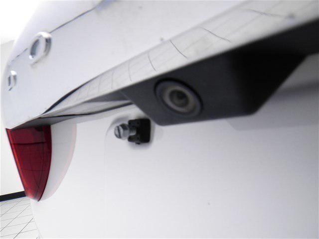 Photo of 2013 Bright White Clearcoat Dodge Durango