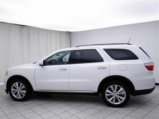 Photo of 2013 Bright White Clearcoat Dodge Durango