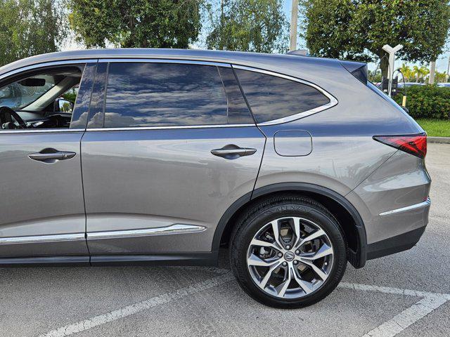 Photo of 2023 Liquid Carbon Metallic Acura MDX