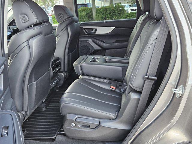 Photo of 2023 Liquid Carbon Metallic Acura MDX