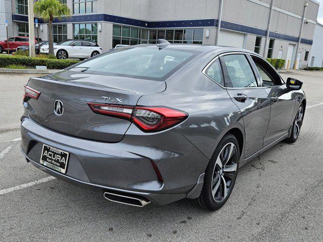 Photo of 2025 Liquid Carbon Metallic Acura TLX