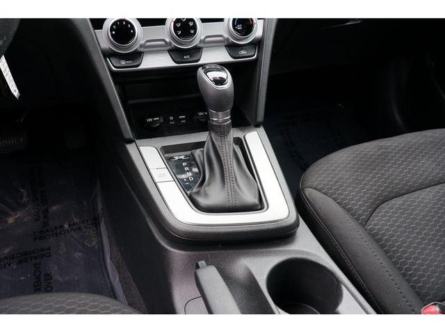 Photo of 2019 Machine Gray Hyundai ELANTRA