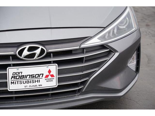 Photo of 2019 Machine Gray Hyundai ELANTRA