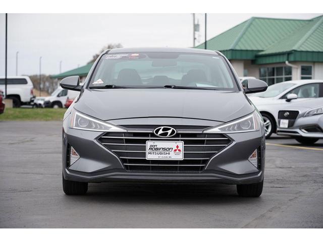Photo of 2019 Machine Gray Hyundai ELANTRA