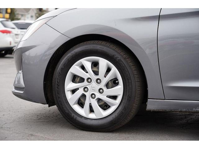 Photo of 2019 Machine Gray Hyundai ELANTRA