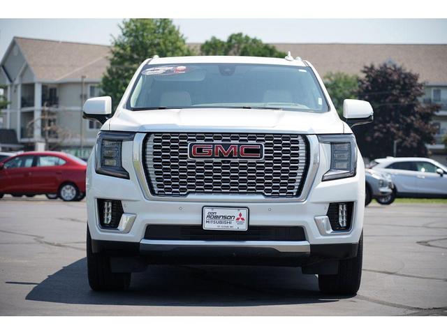 Photo of 2021 White Frost Tri-Coat GMC Yukon XL
