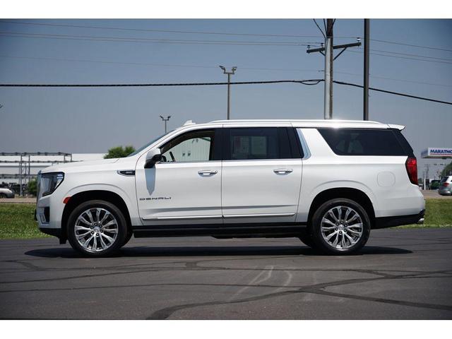 Photo of 2021 White Frost Tri-Coat GMC Yukon XL