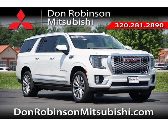 Photo of 2021 White Frost Tri-Coat GMC Yukon XL