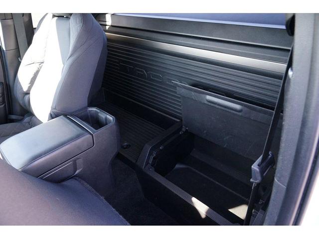 Photo of 2024 Ice Toyota Tacoma